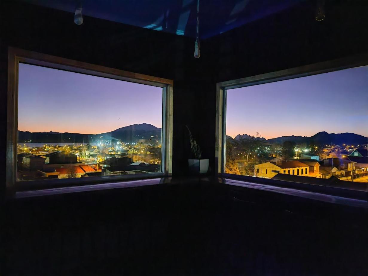 Sheuen Patagonia Hostel ปวยร์โตนาตาเลส ภายนอก รูปภาพ