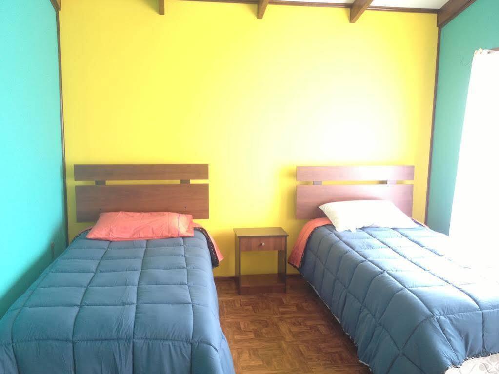 Sheuen Patagonia Hostel ปวยร์โตนาตาเลส ภายนอก รูปภาพ